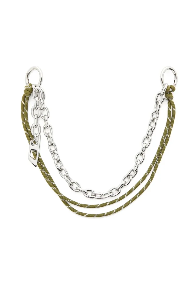 chain-d d Charm σε αλυσίδα και σχοινί