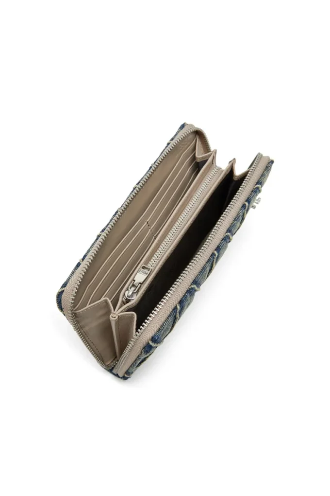 charm-d continental zip l Πορτοφόλι με φερμουάρ από καπιτονέ τζιν Argyle charm-d continental zip l Πορτοφόλι με φερμουάρ από καπιτονέ τζιν Argyle