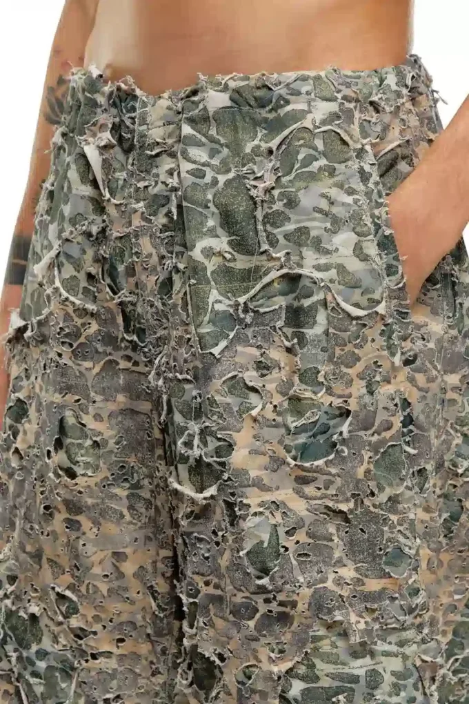 p-hokney Παντελόνι Camo με φθαρμένο φινίρισμα p-hokney Παντελόνι Camo με φθαρμένο φινίρισμα