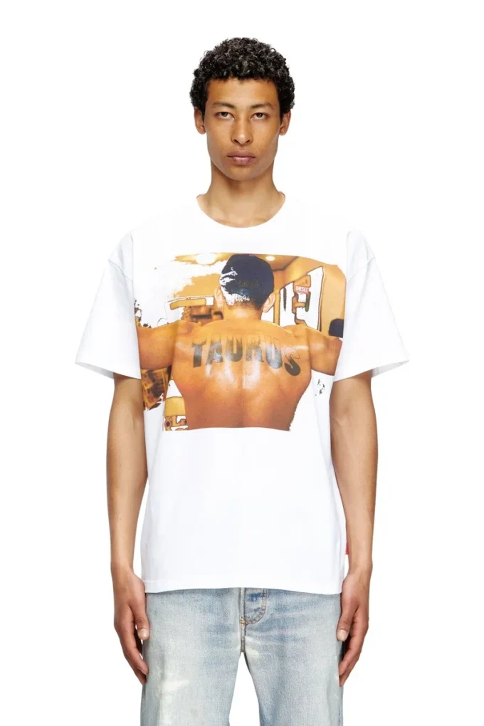 pr-t-norm-tom25-1 T-shirt με γραφικό τύπωμα