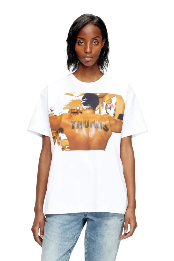 pr-t-norm-tom25-1 T-shirt με γραφικό τύπωμα