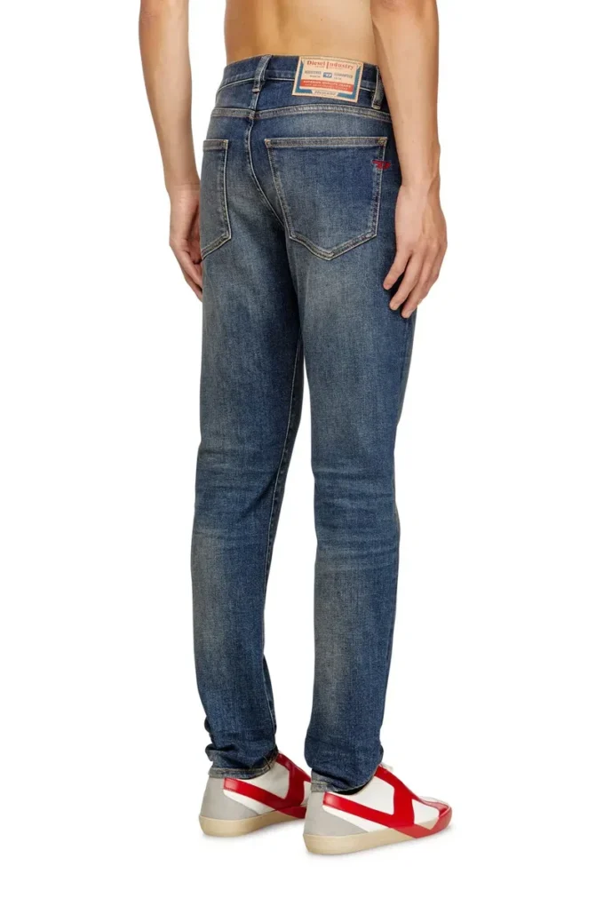 slim jeans 2019 d-strukt 09m16 Βρείτε το πλησιέστερο κατάστημα slim jeans 2019 d-strukt 09m16 Βρείτε το πλησιέστερο κατάστημα