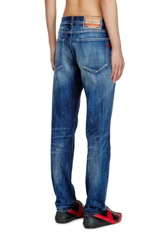 slim jeans 2019 d-strukt 09m17 Βρείτε το πλησιέστερο κατάστημα slim jeans 2019 d-strukt 09m17 Βρείτε το πλησιέστερο κατάστημα