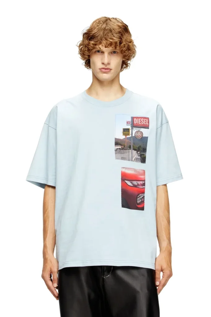 t-boxt-t3 T-shirt με φωτογραφικά μπαλώματα με λογότυπο t-boxt-t3 T-shirt με φωτογραφικά μπαλώματα με λογότυπο