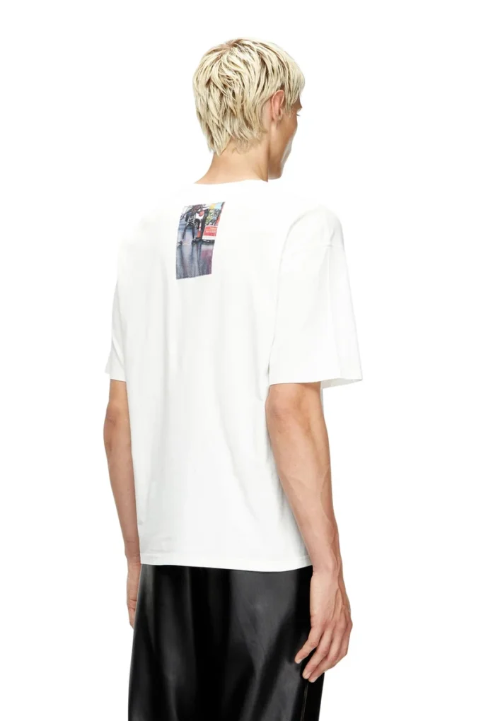 t-boxt-t3 T-shirt με φωτογραφικά μπαλώματα με λογότυπο t-boxt-t3 T-shirt με φωτογραφικά μπαλώματα με λογότυπο