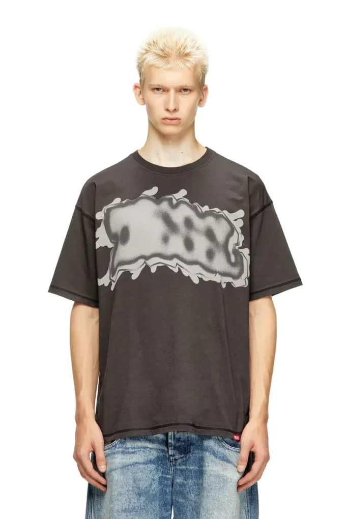 t-leonard-ihbj T-shirt με εκτύπωση γκράφιτι t-leonard-ihbj T-shirt με εκτύπωση γκράφιτι