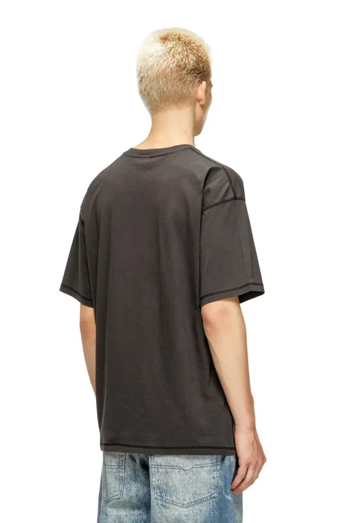 t-leonard-ihbj T-shirt με εκτύπωση γκράφιτι t-leonard-ihbj T-shirt με εκτύπωση γκράφιτι