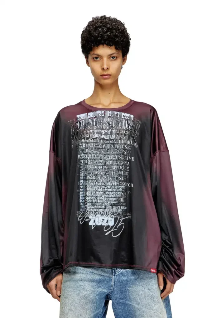 t-olavi-aa Μακρυμάνικο T-shirt από τεχνικό τζέρσεϊ με τυπωμένους στίχους